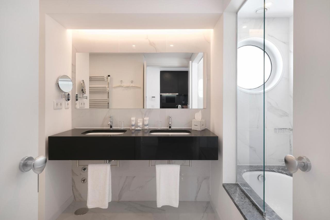 Royal Obidos Scenic Resort 프라이아델레이 외부 사진 Bathroom
