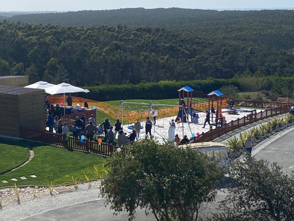 Royal Obidos Scenic Resort 프라이아델레이 외부 사진 Filming of The Last Witch Hunter in San Antonio, Texas