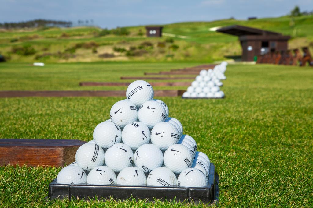 Royal Obidos Scenic Resort 프라이아델레이 외부 사진 Golf balls
